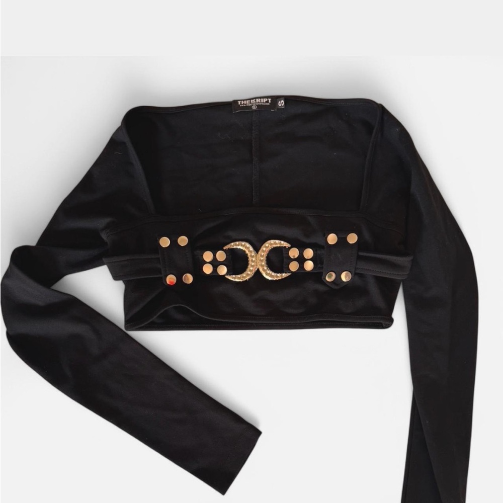 The Kript // Long Sleeve Crop Top